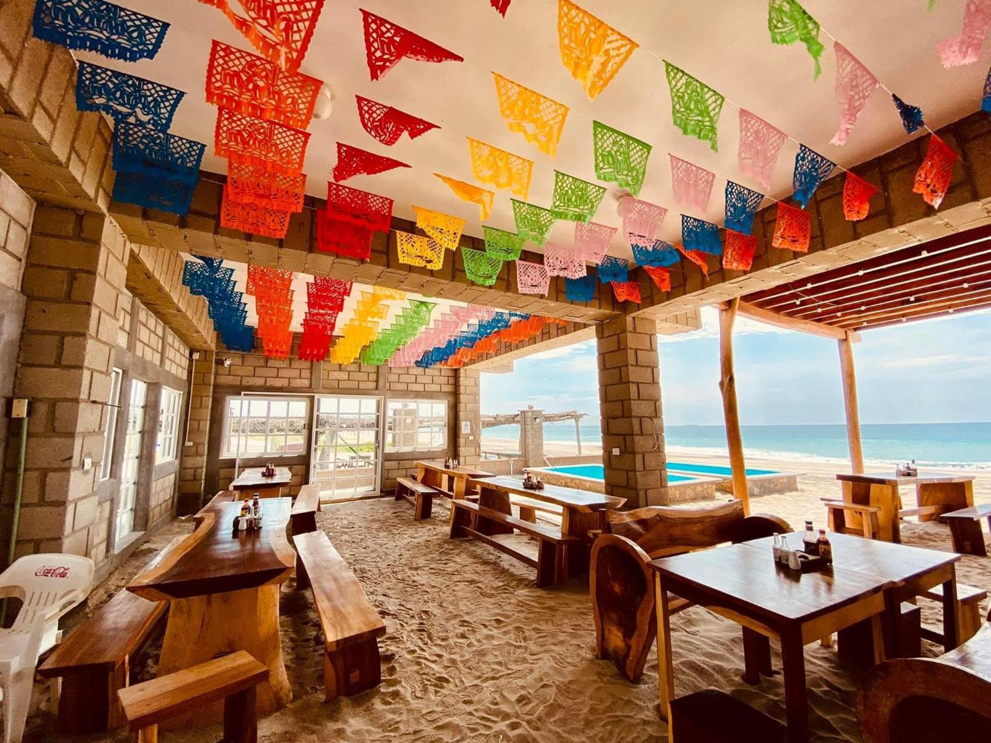 Sal Marina Restaurante Y Cabanas 萨利纳克鲁斯 外观 照片